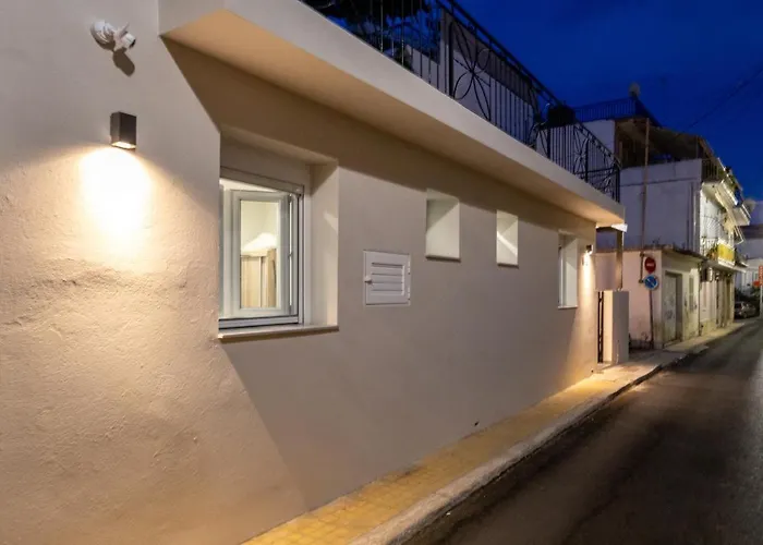 Corner Apts - Charming For 3 In The Heart Of The Perfect For Memorable Summer Experiences By Mana Gers Zante