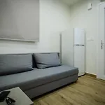 アパート Corner Apts - Charming For 3 In The Heart Of The Perfect For Memorable Summer Experiences By Mana Gers ザキントス